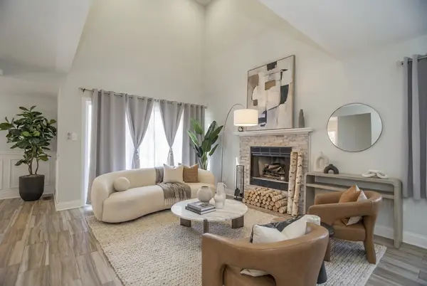 14451 S Ravinia AVE #1, Orland Park, IL 60462