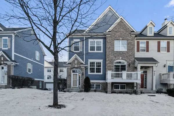 171 Shaftesbury ST #171, Carol Stream, IL 60188