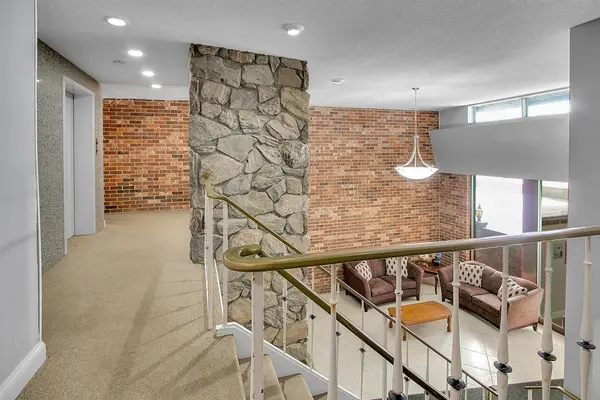 850 S Lorraine RD #3B, Wheaton, IL 60189