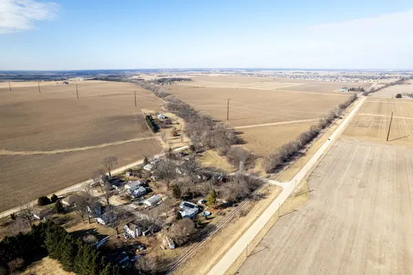 0 W Maple ST, Holcomb, IL 61043