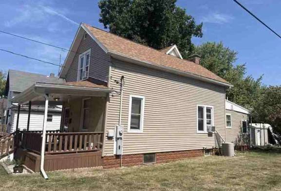 45 N 7th AVE, Canton, IL 61520