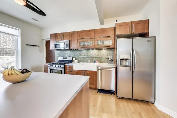 1537 W Augusta BLVD #3R, Chicago, IL 60642