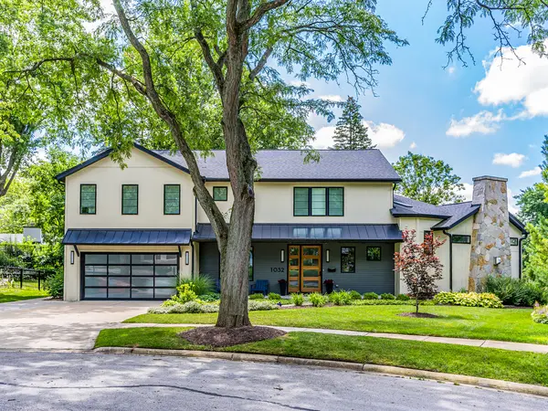 1032 Petterson CT, Naperville, IL 60540