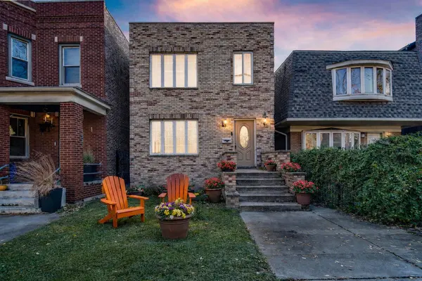 3329 S Racine AVE, Chicago, IL 60608