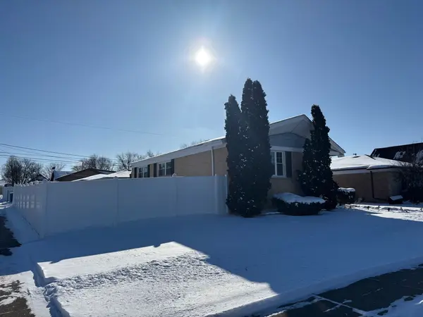 4501 W 123rd PL, Alsip, IL 60803