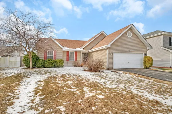 1211 Bluejay LN, Plainfield, IL 60586