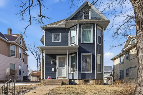 1422 Arlington AVE, Davenport, IA 52803