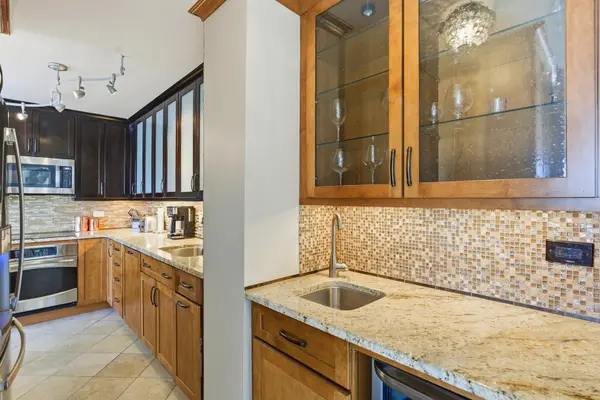 4250 N Marine DR #2308, Chicago, IL 60613