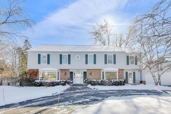 2154 Northgate RD, Northfield, IL 60093