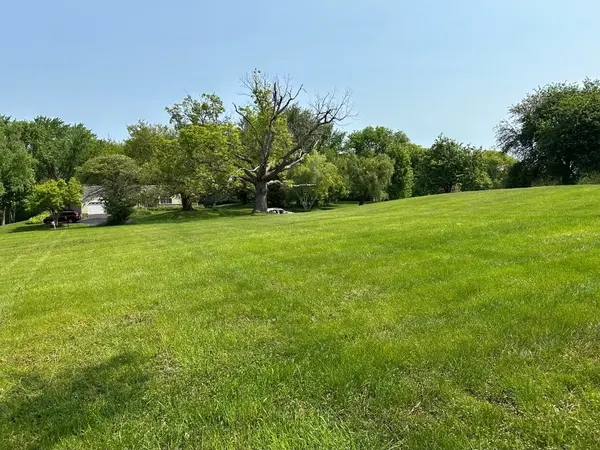 28479 Schooner LN, Barrington, IL 60010