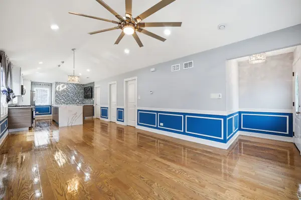 12418 S Aberdeen ST, Calumet Park, IL 60827