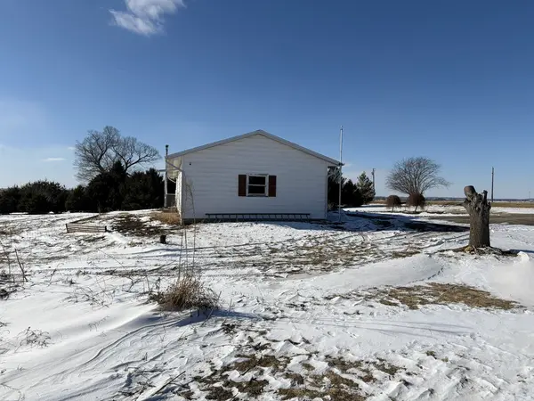 1413 W Florence RD, Baileyville, IL 61007