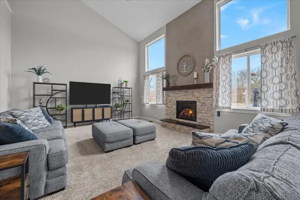 2924 BAUER RD, North Aurora, IL 60542