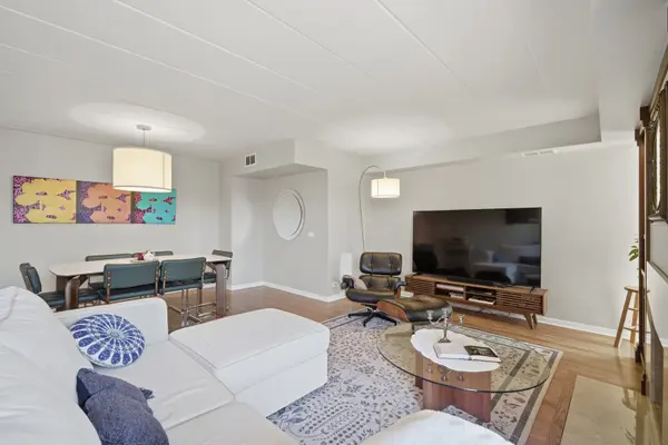 2333 N Geneva TER #4A, Chicago, IL 60614