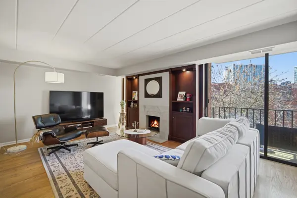 2333 N Geneva TER #4A, Chicago, IL 60614