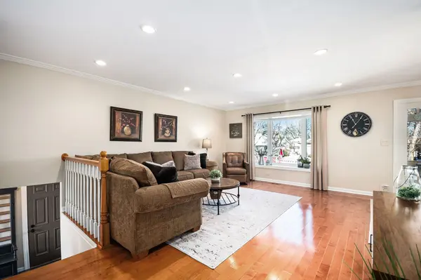 Address not disclosed, Arlington Heights, IL 60004