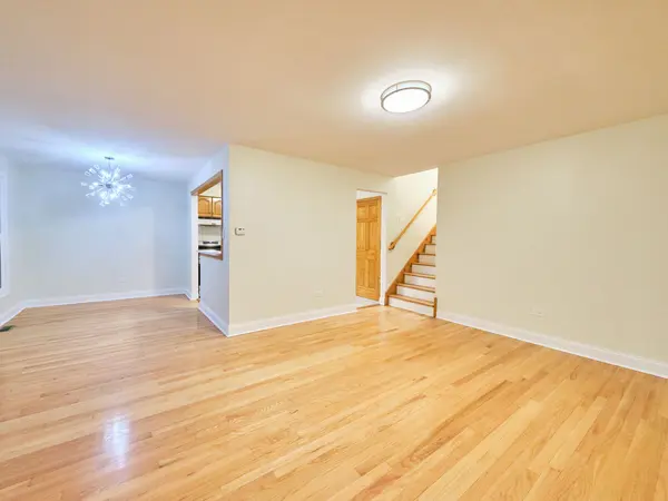 18207 Ravisloe TER, Country Club Hills, IL 60478