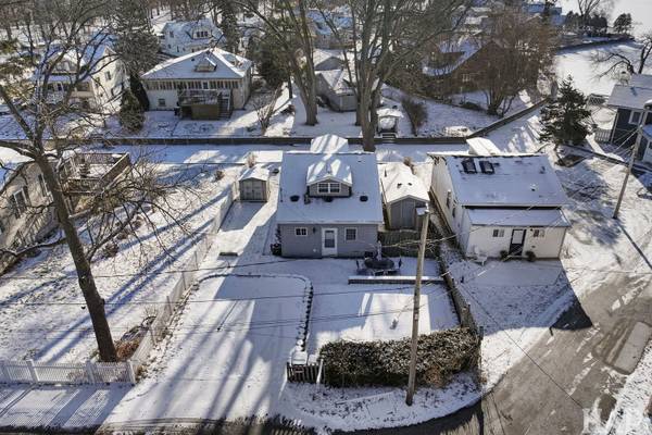 43247 N Grandview TER, Antioch, IL 60002