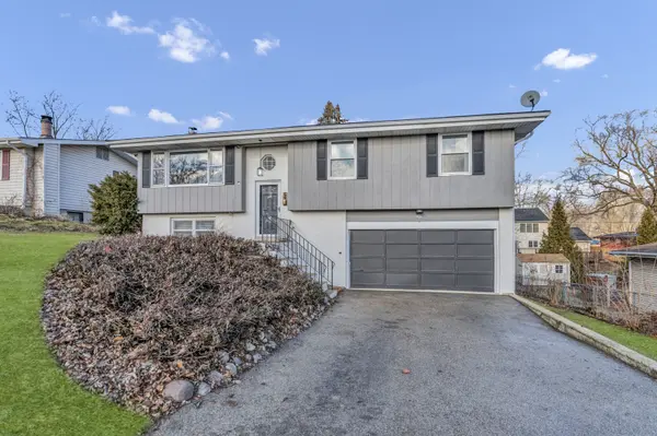 103 Fir ST, Lake In The Hills, IL 60156