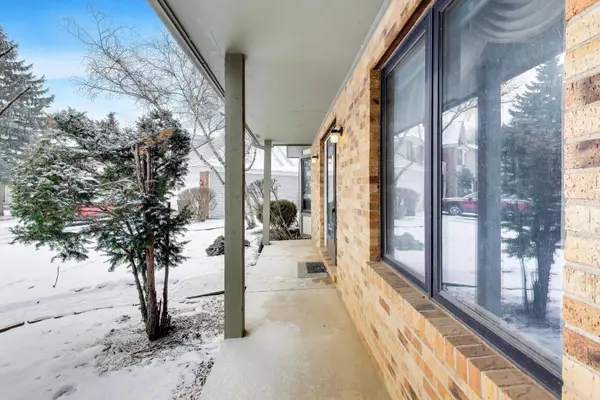 1111 Samstag CT, Naperville, IL 60563