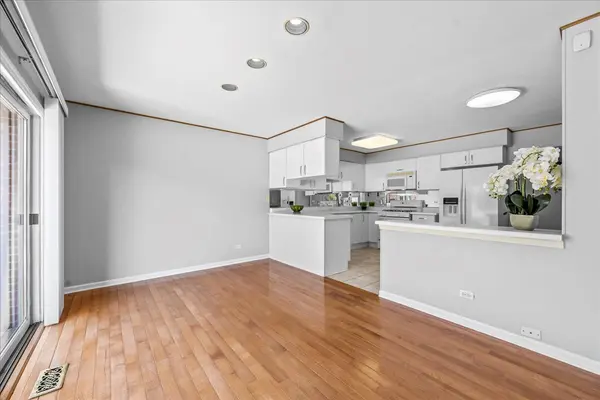 1709 KOEHLING RD, Northbrook, IL 60062