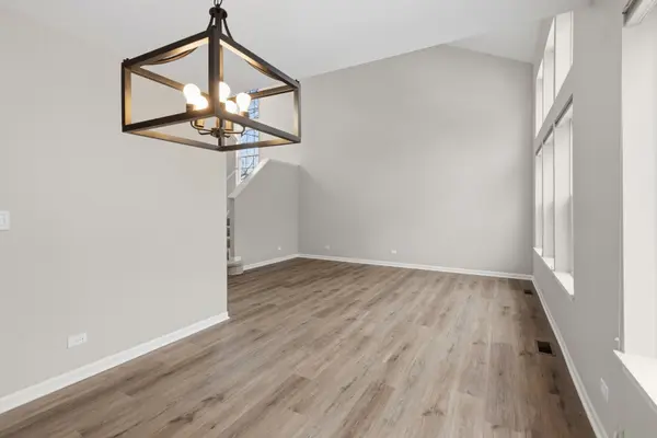 2607 Lexington LN, Naperville, IL 60540