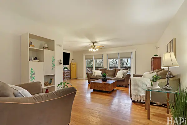 25661 W Blakely Pkwy, Wauconda, IL 60084