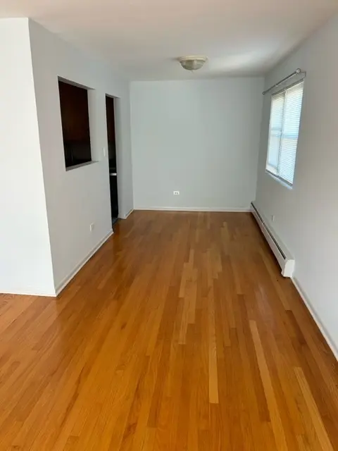 711 Austin ST #303, Evanston, IL 60202