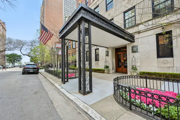 73 E ELM ST #12D, Chicago, IL 60611