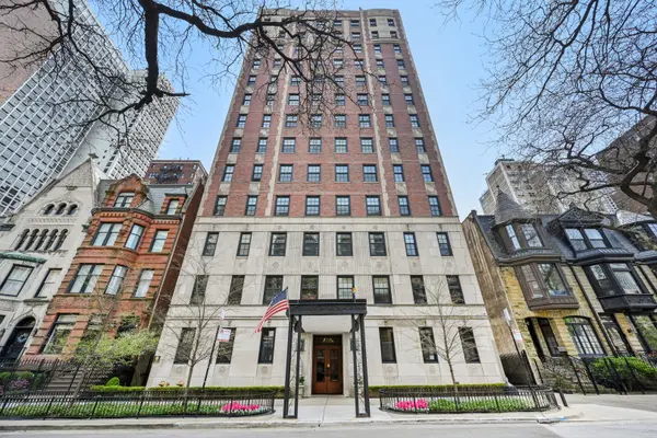 73 E ELM ST #12D, Chicago, IL 60611