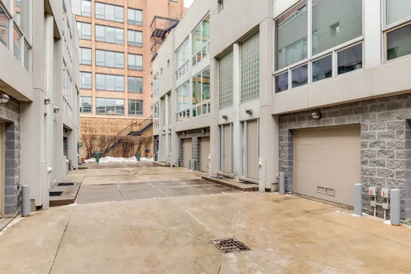 680 N Peoria ST #F, Chicago, IL 60642