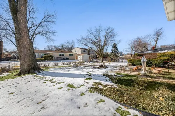 Address not disclosed, Arlington Heights, IL 60004