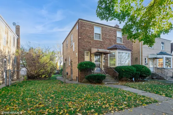 2849 W Pratt BLVD, Chicago, IL 60645