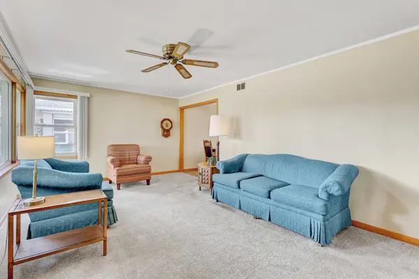 1038 Arthur AVE, Berkeley, IL 60163