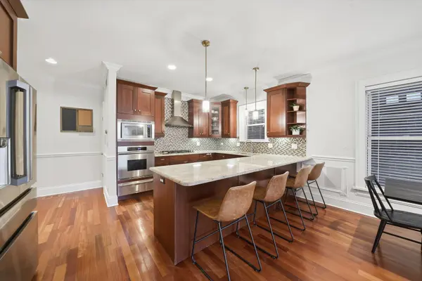 3709 N Ashland AVE #1S, Chicago, IL 60613