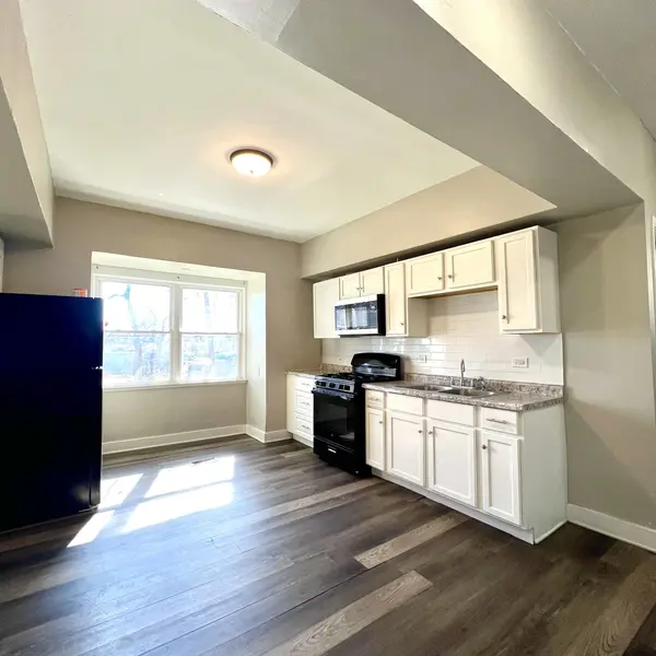 402 ALLEN ST, Joliet, IL 60436