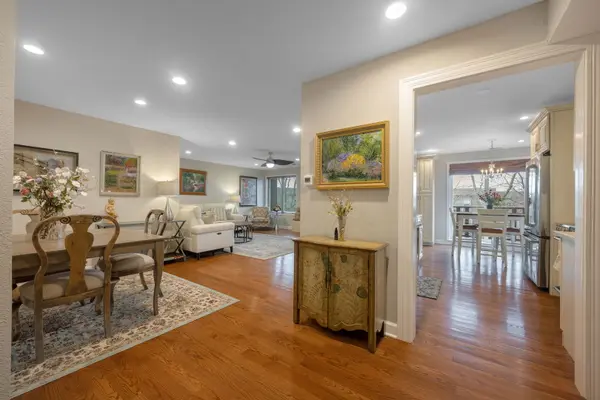 1125 Lake Cook RD #501E, Northbrook, IL 60062