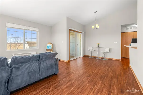 162 BERTRAM DR #I, Yorkville, IL 60560