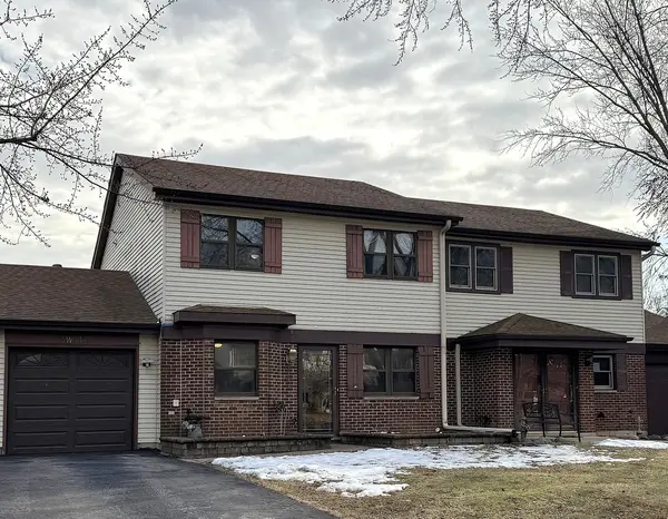 23W447 Greenbriar DR,  Naperville,  IL 60540