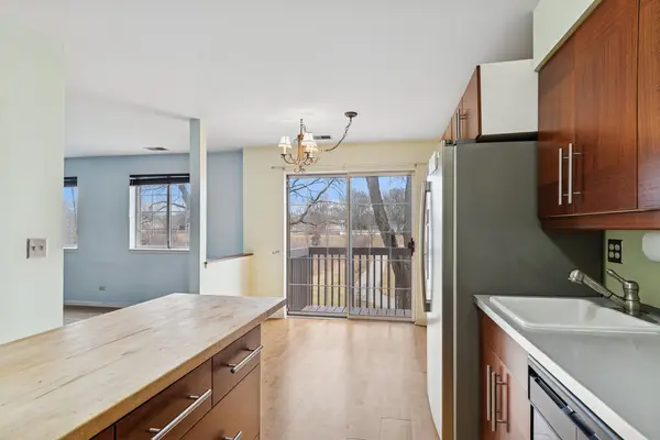1344 S Lorraine RD #C, Wheaton, IL 60189