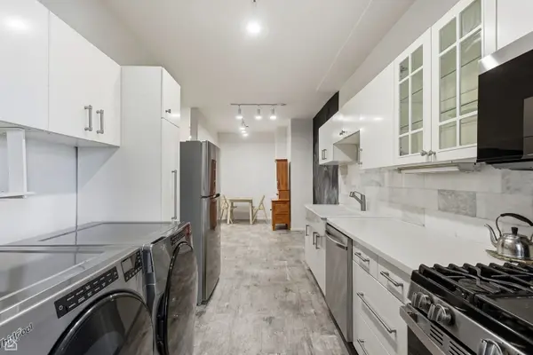 1404 E 56th ST #1, Chicago, IL 60637