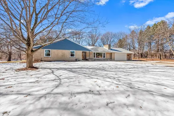 4509 Dean ST, Woodstock, IL 60098