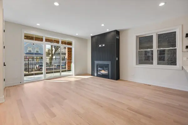 1304 W Winona ST #1S, Chicago, IL 60640