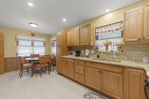 5055 S Kilbourn AVE, Chicago, IL 60632