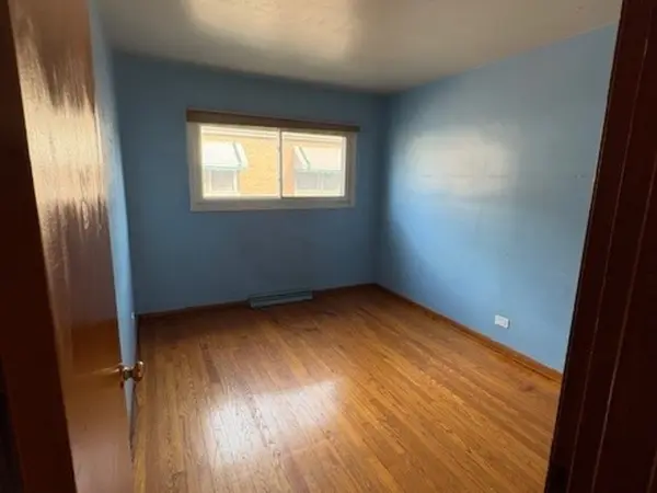 12816 S Laflin ST, Calumet Park, IL 60827