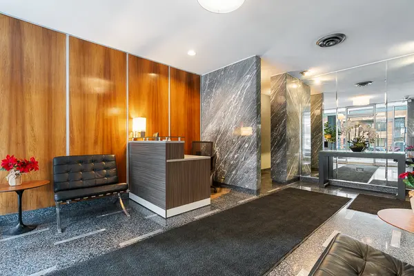 30 E Elm ST #20G, Chicago, IL 60611