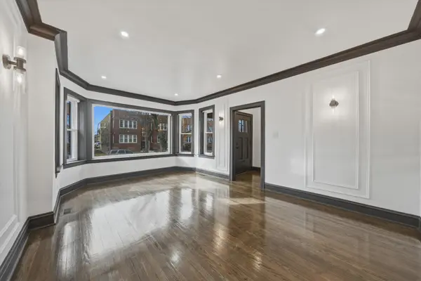 6621 S Fairfield AVE, Chicago, IL 60629