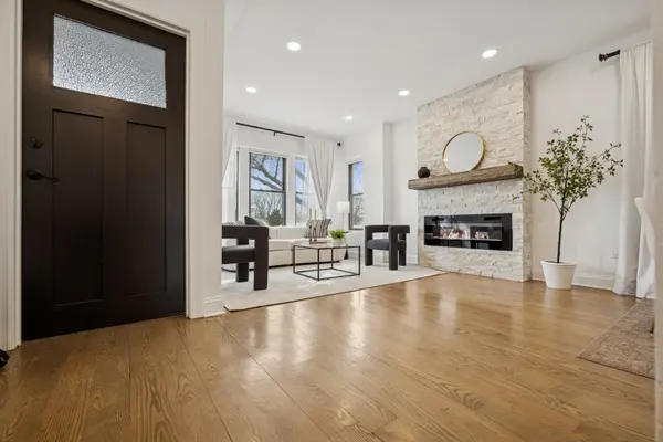 5426 N Western AVE, Chicago, IL 60625