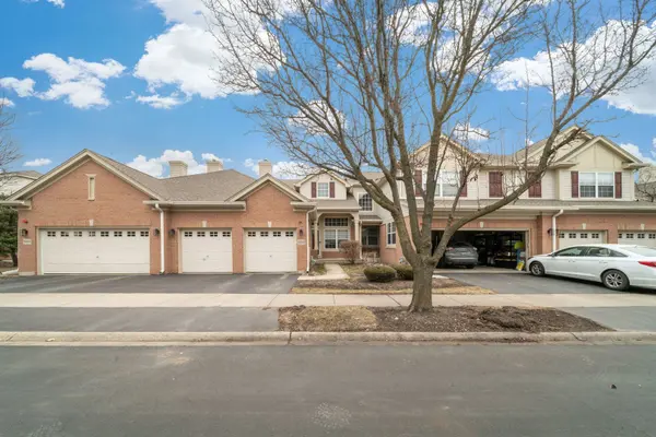 1034 Orchard Pond CT, Lake Zurich, IL 60047