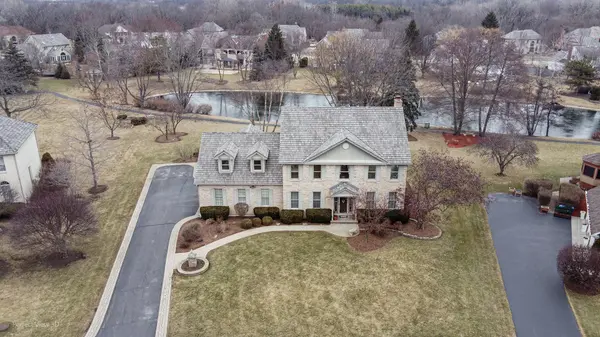 18024 W Pond Ridge CIR, Gurnee, IL 60031